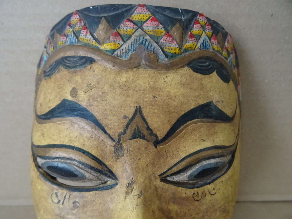 Vintage houten masker Indonesië - Afbeelding 2