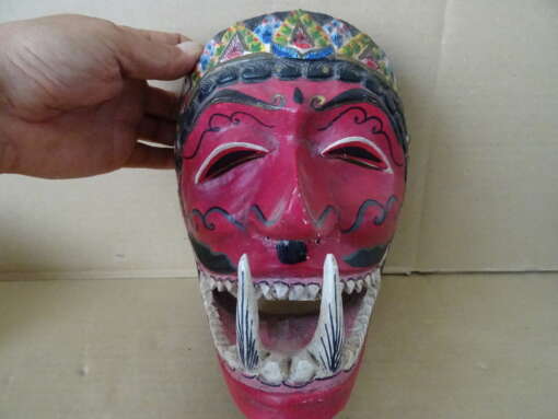 Vintage houten masker Buta Cakil