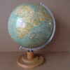 Antieke globe Aardglobe Dr. A. Krause