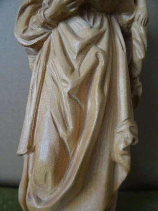 Fraai Mariabeeld wandbeeld houtsnijwerk