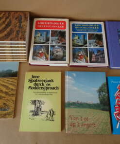 Collectie boeken in Kerkraads dialect en Uvver plat jekald