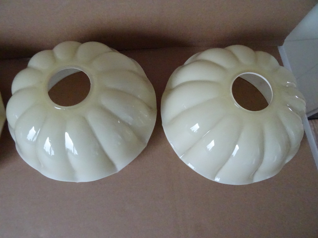 Antieke opaline glazen lampenkapjes - Afbeelding 3