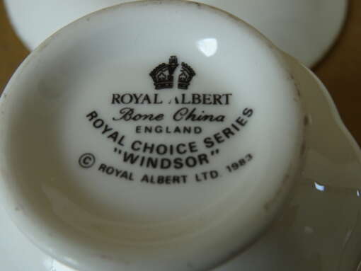 Vergulde kop en schotels Royal Albert Windsor