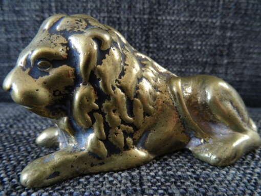 Antiek beeldje leeuw 4cm