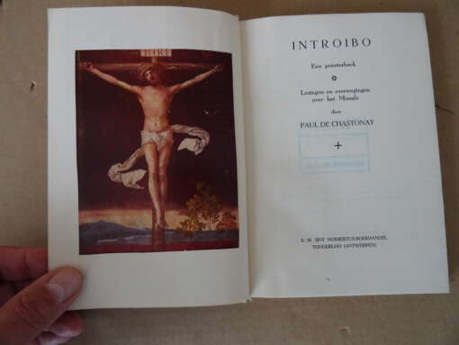 Paul de Chastonay Introibo Een priesterboek