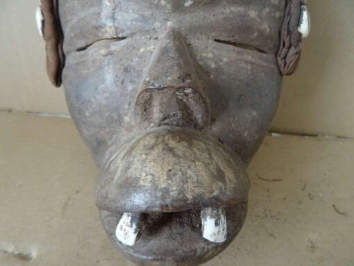 Antiek masker Dan Ivoorkust
