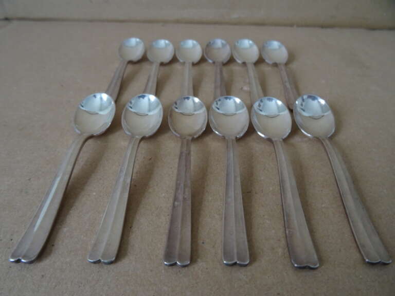 Alternative view of Set verzilverde kaviaarlepels