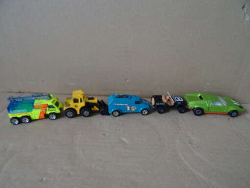 Collectie van 9 Matchbox autootjes