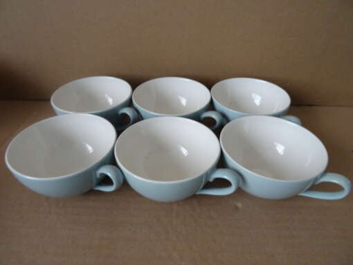 Antieke pastel blauwe kop en schotels Petrus Regout & Co