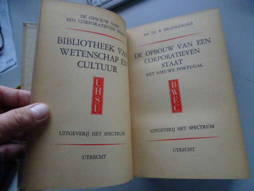 Mr. Dr. E. Brongersma De opbouw van een corporatieven staat