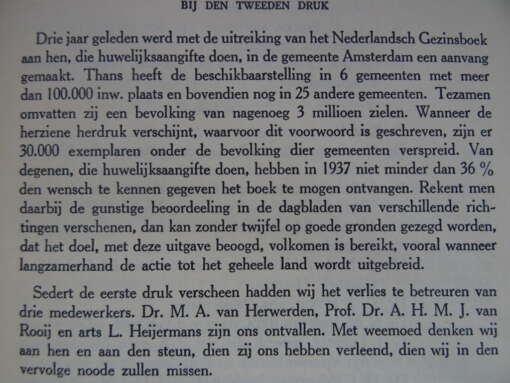 Nederlandsche gezinsboek 1939 met recepten