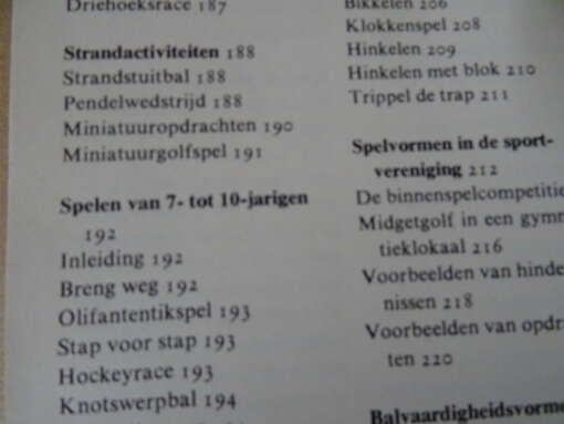 Stichting Spel en Sport Amsterdam Het nieuwe spelenboek