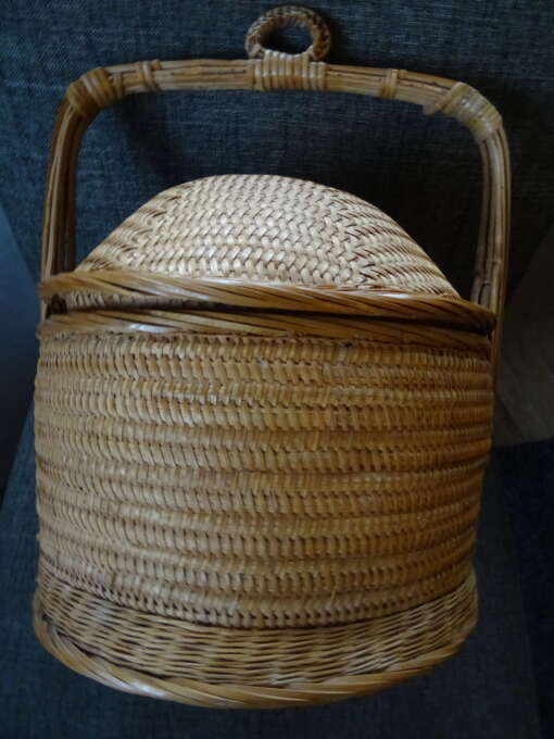 Chinese rieten bruiloftsmand vintage