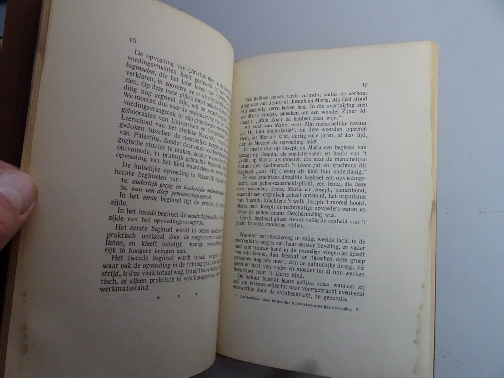 P. Constantinus Door huiselijke tot maatschappelijke opvoeding - Afbeelding 18
