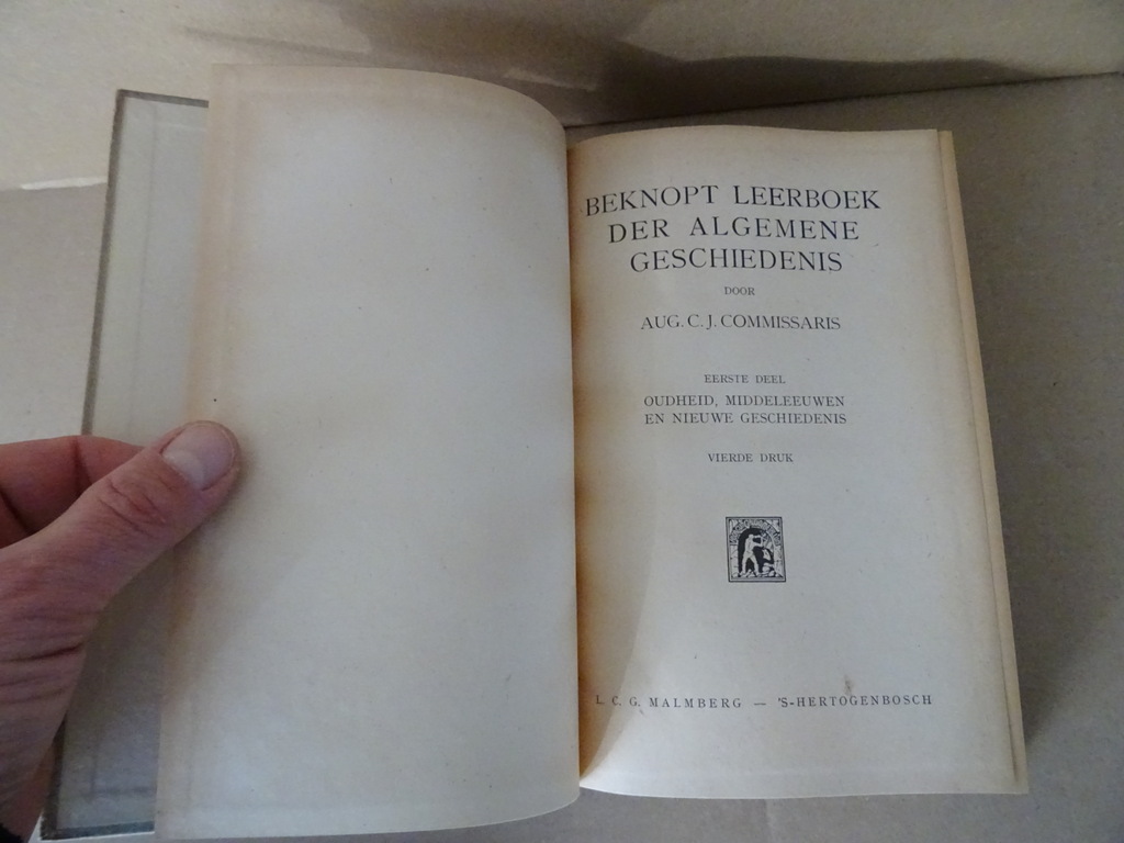 Aug. C. J. Commissaris Leerboek der Nederlandse geschiedenis Aug. C. J. Commissaris Leerboek der Nederlandse geschiedenis