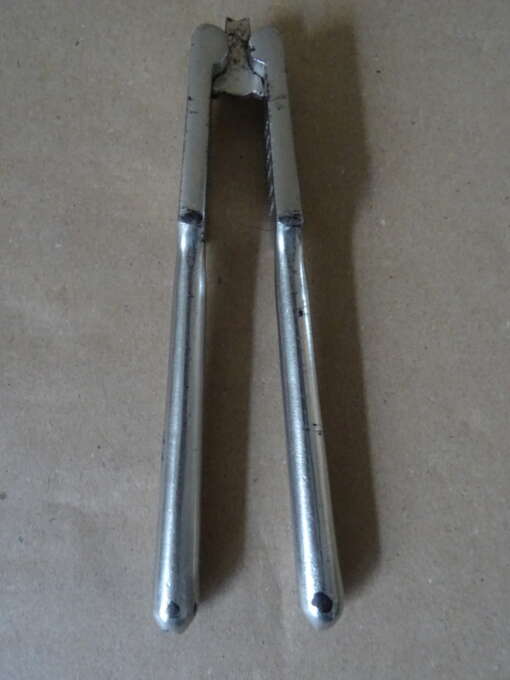 Vintage metalen notenkraker 14cm