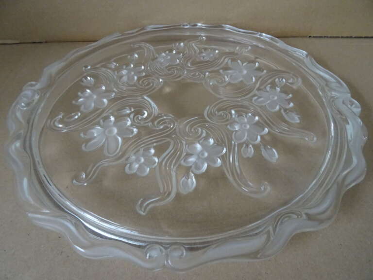 Vintage glazen vlaaischotel vlaaischaal gebakschaal met bloemen