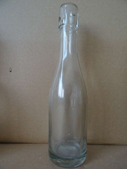 Collectie antieke en vintage flessen