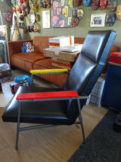 Vintage Design stoel Meubel Avanti Culemborg 95cm