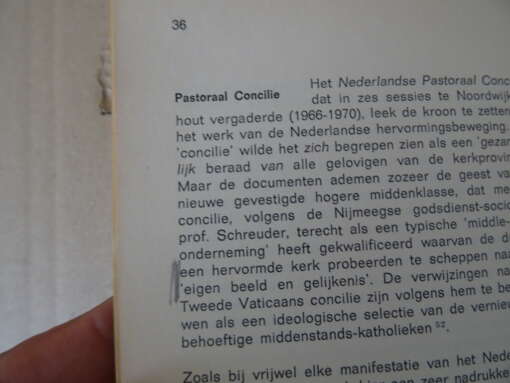 Dr. J. Bots S. J. Het Nederlands katholicisme van nu in historisch perspectief