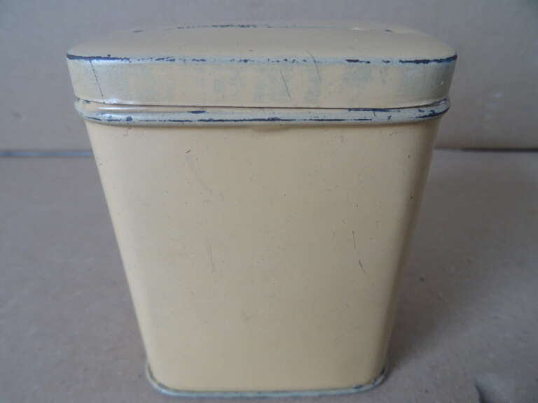 Alternative view of Antiek missiebusje collectebusje spaarpot