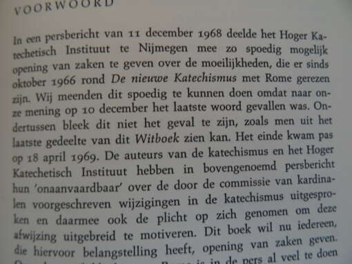 Dr. W. Bless s.j. Witboek over de nieuwe katechismus
