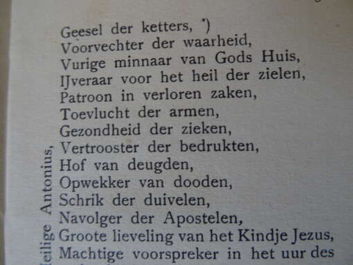 P. Adrianus Aan Sint Antonius' voeten Gebedenboekje