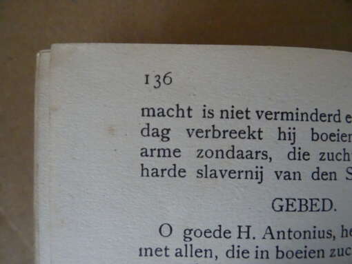 P. Adrianus Aan Sint Antonius' voeten Gebedenboekje