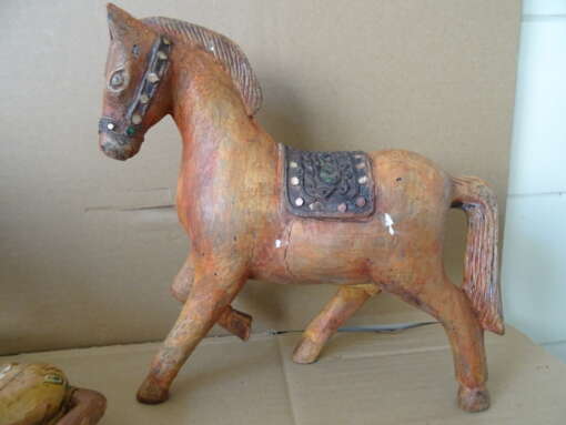 Collectie houten paarden Opknappers