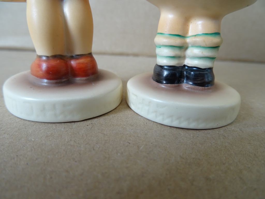 Vintage Goebel Hummel beeldjes jongen en meisje - Afbeelding 8