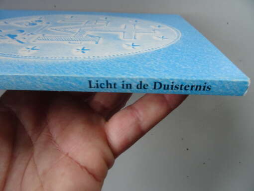 Johannes M. van den Berg pr. Licht in de Duisternis