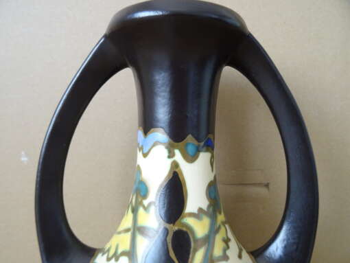 Elegante plateel vaas Bergen Belgique 26cm