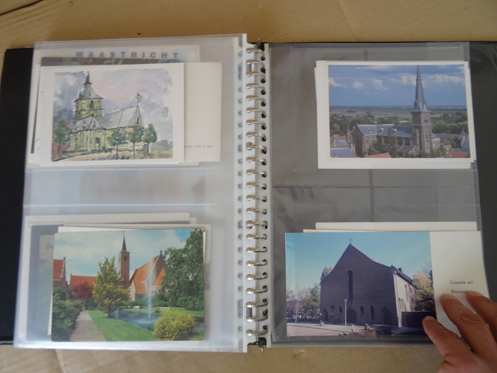 Collectie 53 ansichtkaarten met kerken - Afbeelding 27