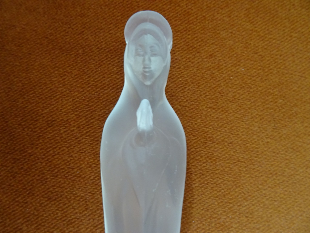 Glazen Mariabeeldje Praag 15cm - Afbeelding 2