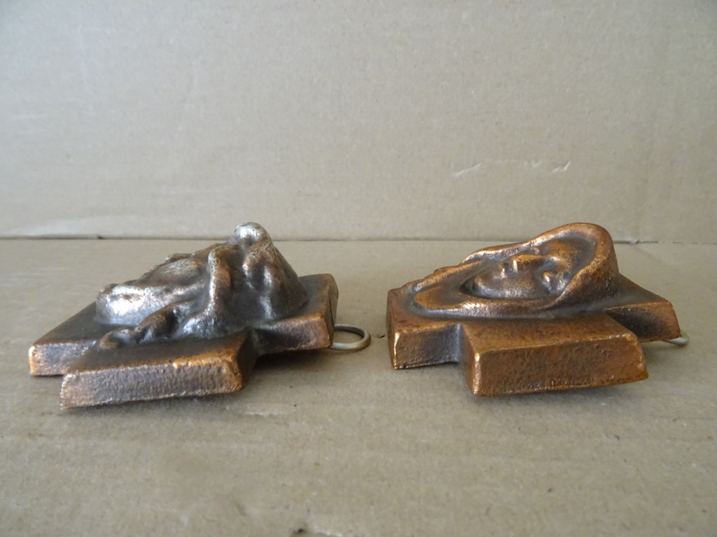 Art deco bronzen kruisbeeld reliëfs 7x7cm - Afbeelding 8