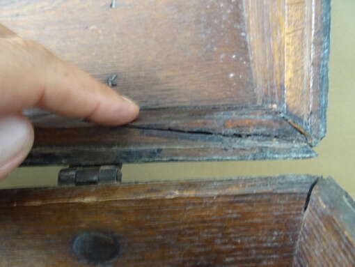 Grote antieke houten kist uit circa 1800