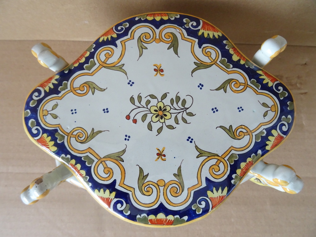 Faience aardewerk pronkschaal Vieux Rouen stijl - Afbeelding 4
