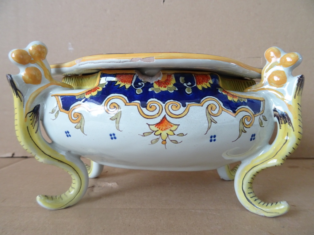 Faience aardewerk pronkschaal Vieux Rouen stijl - Afbeelding 7