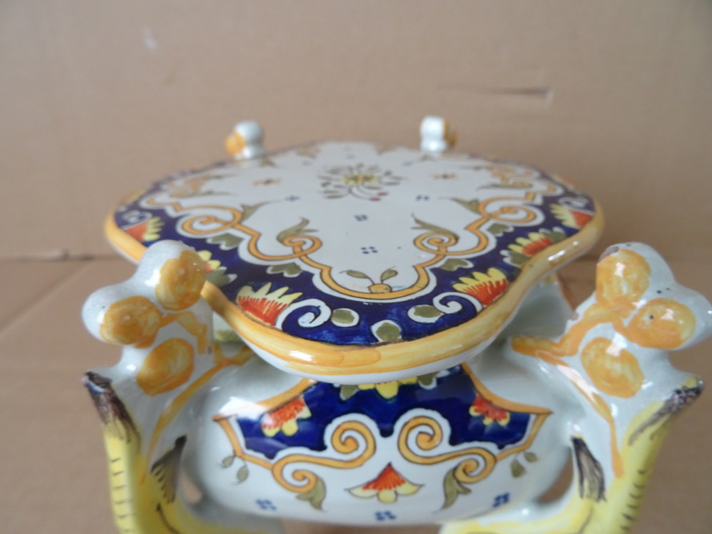 Faience aardewerk pronkschaal Vieux Rouen stijl - Afbeelding 16