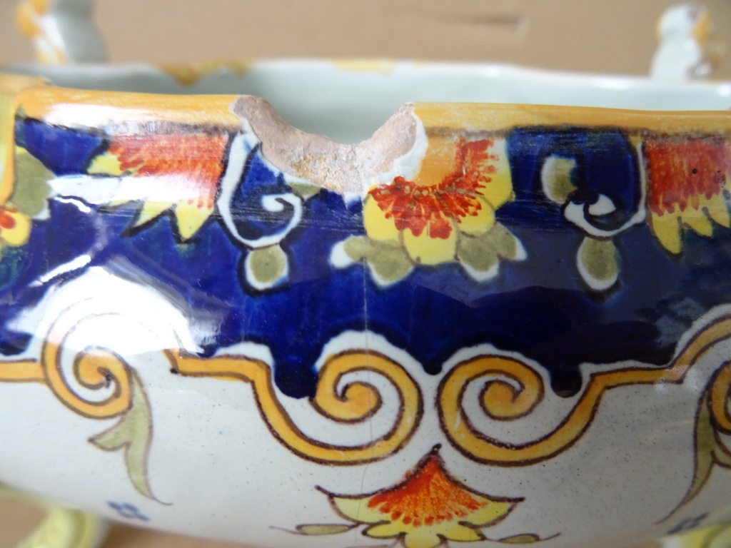 Faience aardewerk pronkschaal Vieux Rouen stijl - Afbeelding 20