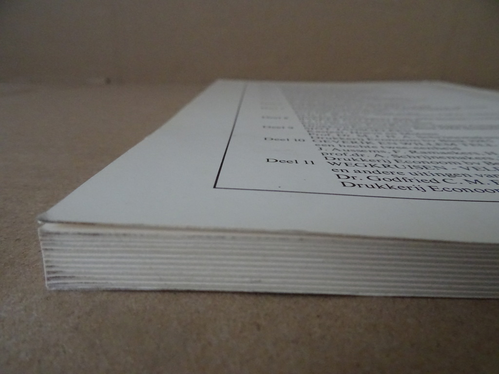 Dr. Godfried C. M. Egelie Theo B. M. van Winkel Wegkruisen Veldkapellen Dr. Godfried C. M. Egelie Theo B. M. van Winkel Wegkruisen Veldkapellen