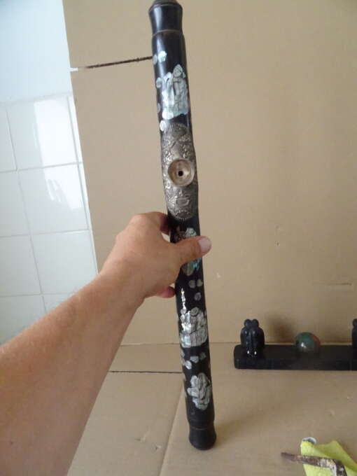 Chinese opiumpijp op standaard 55cm vintage