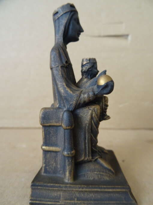 Mariabeeldje De Zwarte Madonna van Montserrat 9cm
