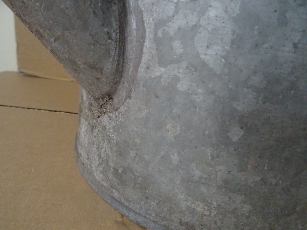 Grote zinken gieter vintage 44cm - Afbeelding 13