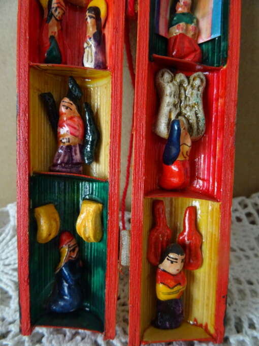 Vintage reisaltaar bamboe diorama Peru volkskunst 12cm