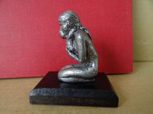 Corry Ammerlaan beeldje Moeders voor moeders Artihove 7cm