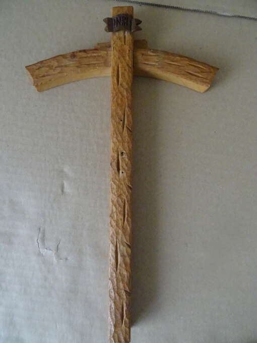 Collectie antieke houten kruizen 9 euro per stuk