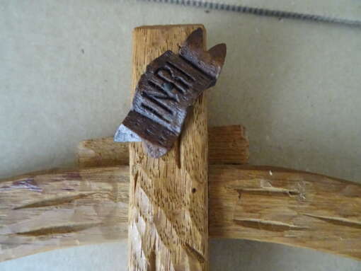 Collectie antieke houten kruizen 9 euro per stuk