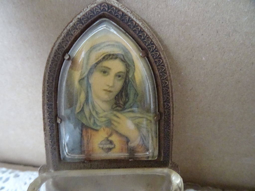 Collectie vintage wijwaterbakjes 9 euro per stuk - Afbeelding 7