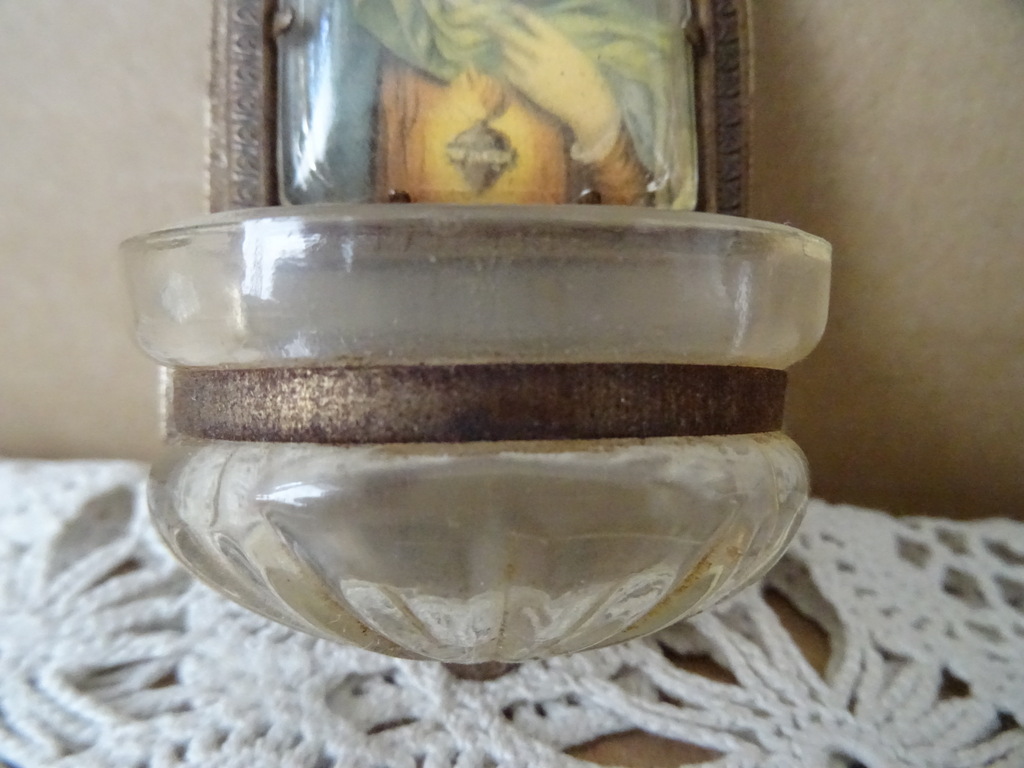 Collectie vintage wijwaterbakjes 9 euro per stuk - Afbeelding 8